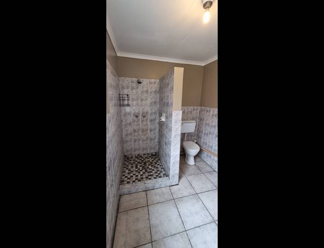 3 BEDROOM HOUSE FOR SALE IN VANDERBIJLPARK CE 2